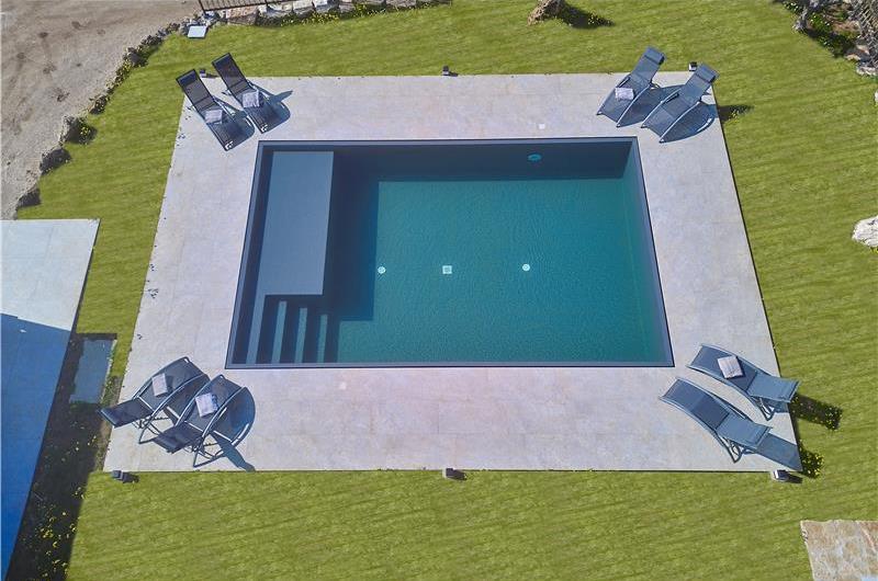 Two 3 bedroom villas with private pools, Alcamo, each sleeps 6-7