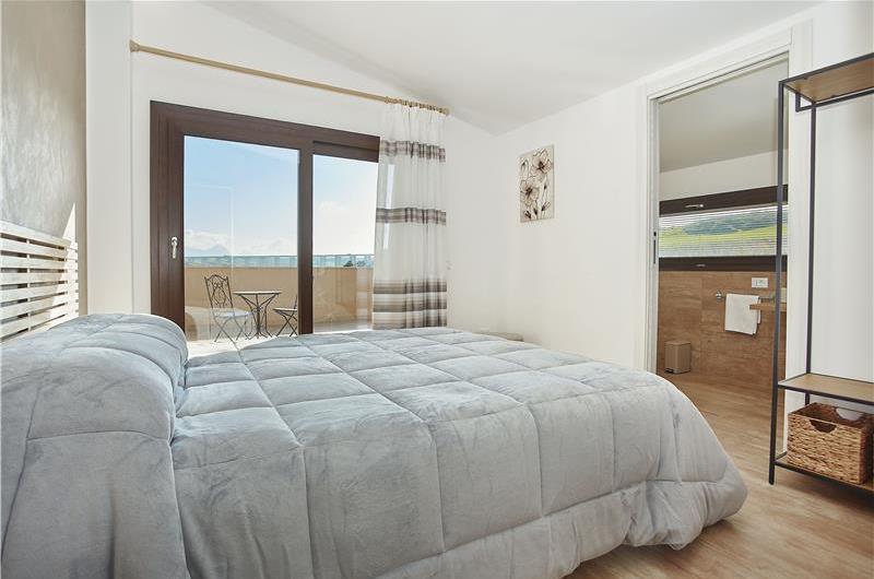 Two 3 bedroom villas with private pools, Alcamo, each sleeps 6-7