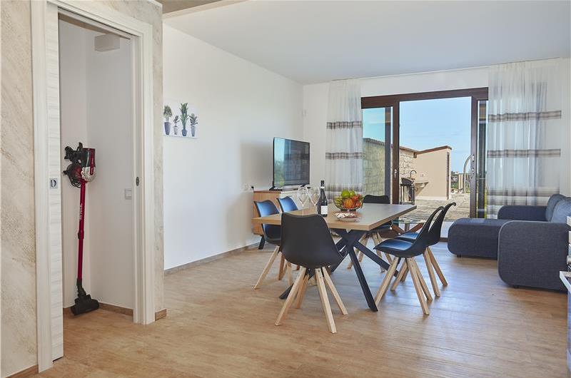 Two 3 bedroom villas with private pools, Alcamo, each sleeps 6-7