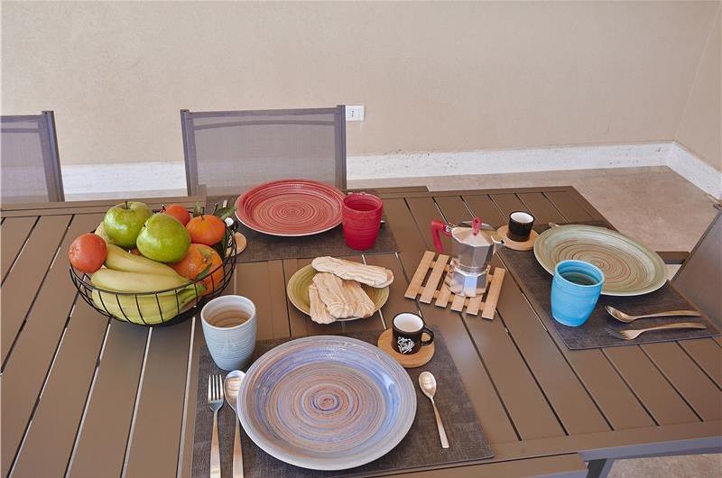 Two 3 bedroom villas with private pools, Alcamo, each sleeps 6-7