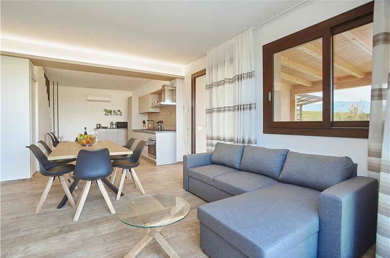 Two 3 bedroom villas with private pools, Alcamo, each sleeps 6-7