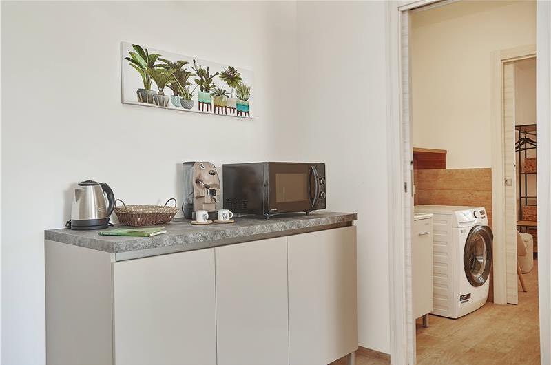 Two 3 bedroom villas with private pools, Alcamo, each sleeps 6-7