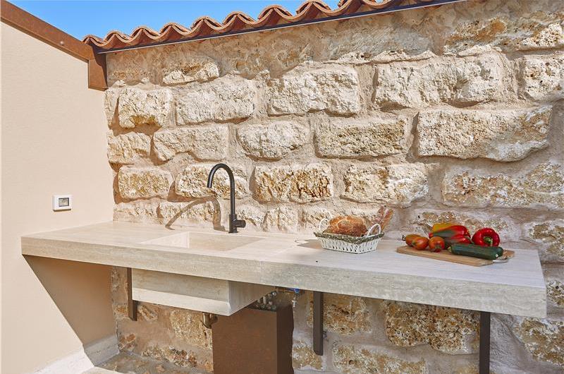 Two 3 bedroom villas with private pools, Alcamo, each sleeps 6-7