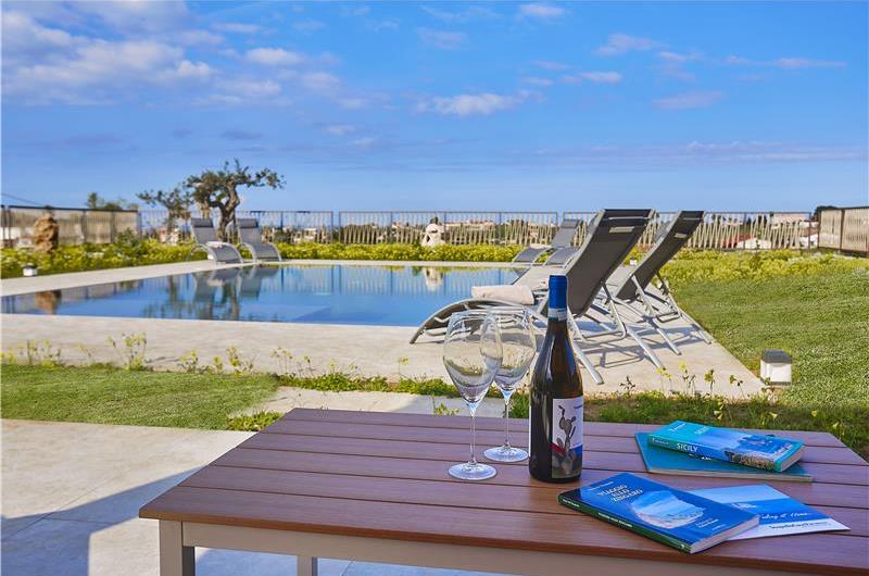 Two 3 bedroom villas with private pools, Alcamo, each sleeps 6-7