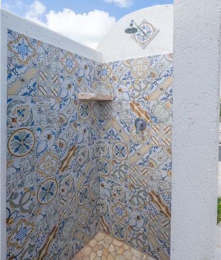 4 bedroom villa with infinity pool, Alcamo, sleeps 6-8