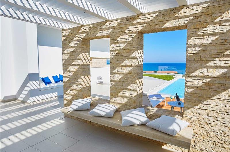 3 bedroom villa with pool & sea views, Alcamo Marina, sleeps 6-7