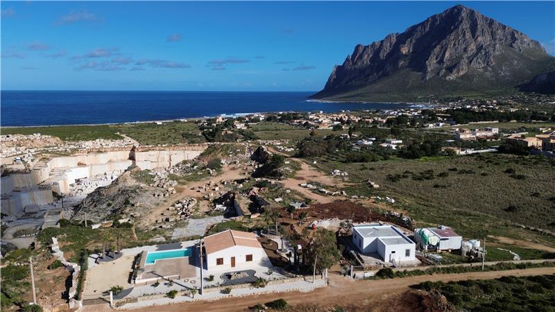 3 bedroom villa with pool & sea views, Cornino, sleeps 6-7