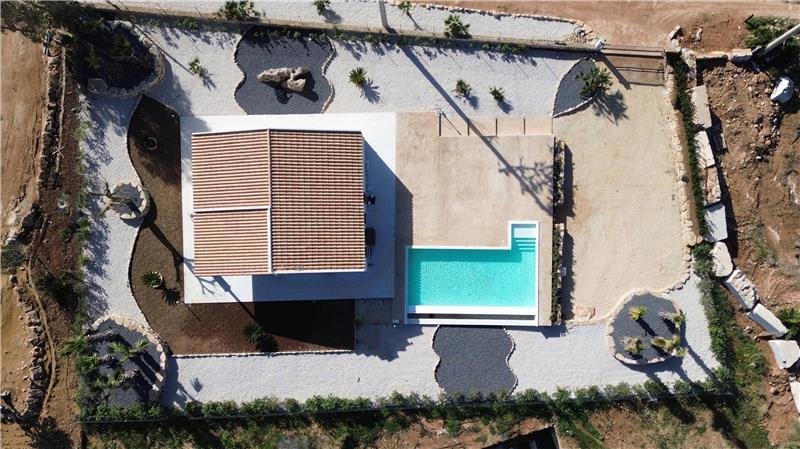 3 bedroom villa with pool & sea views, Cornino, sleeps 6-7