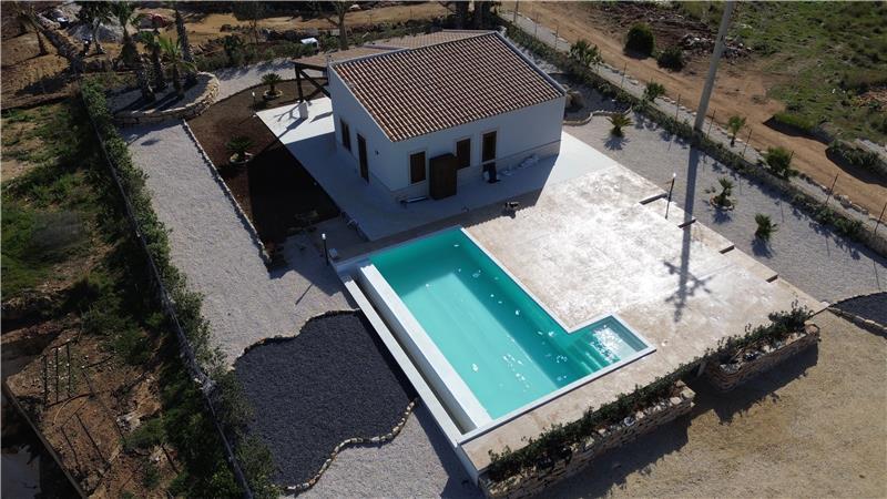 3 bedroom villa with pool & sea views, Cornino, sleeps 6-7