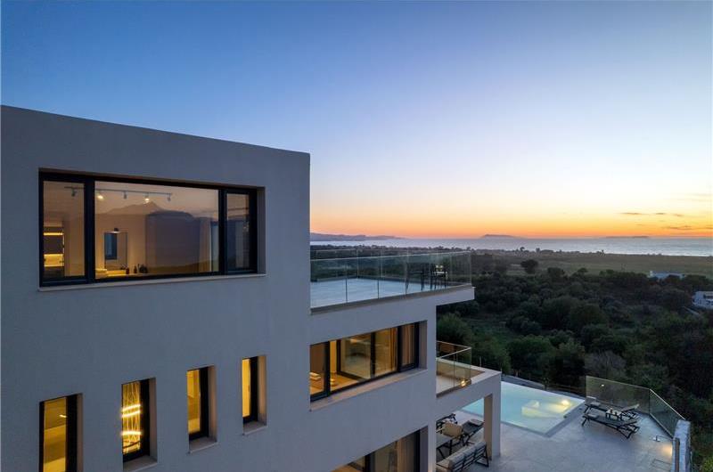 4 bedroom villa with pool & sea views, Acharavi, sleeps 8