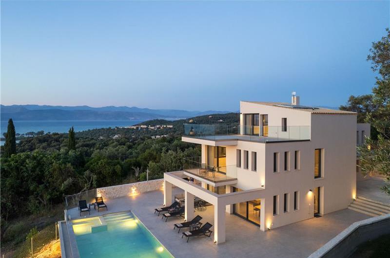 4 bedroom villa with pool & sea views, Acharavi, sleeps 8