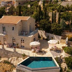 3 bedroom villa with pool & sea views, near Palaiokastrítsa, sleeps 6