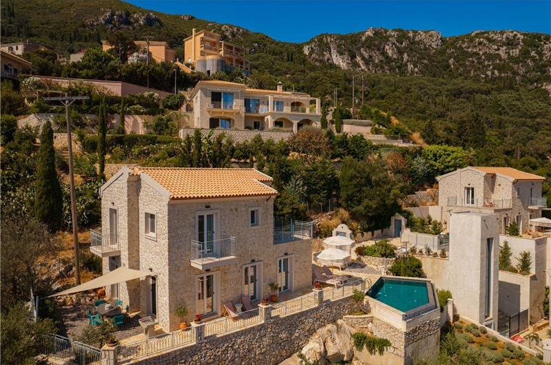 3 bedroom villa with pool & sea views, near Palaiokastrítsa, sleeps 6