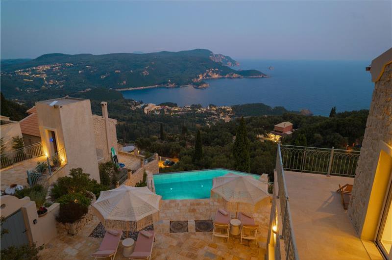 3 bedroom villa with pool & sea views, near Palaiokastrítsa, sleeps 6