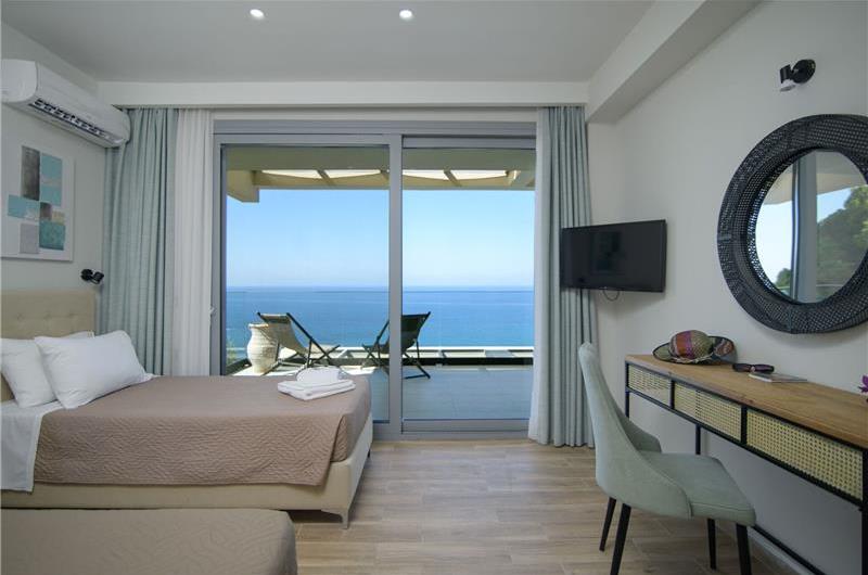 3 bedroom villa with pool & sea views, Agios Mathaios, sleeps 6