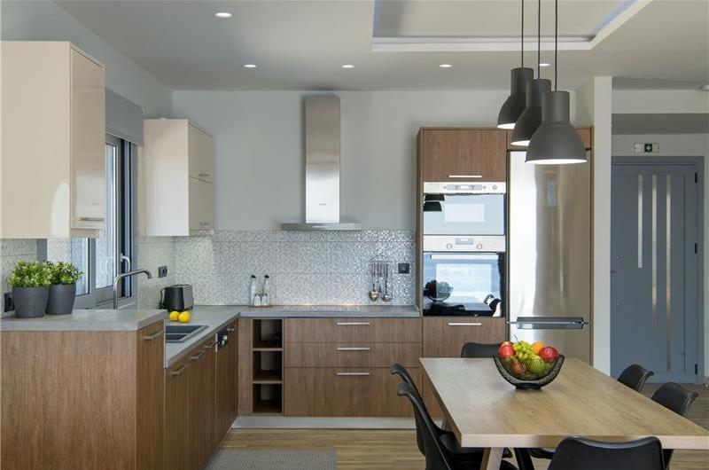 3 bedroom villa with pool & sea views, Agios Mathaios, sleeps 6