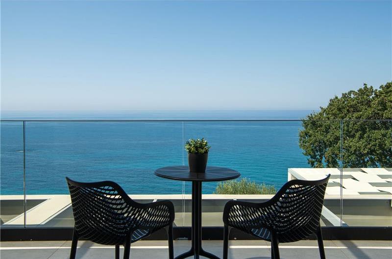 3 bedroom villa with pool & sea views, Agios Mathaios, sleeps 6