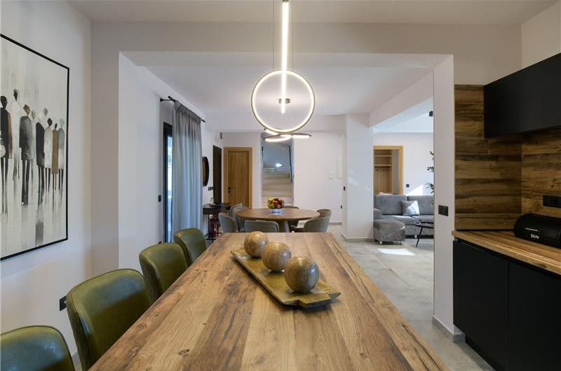 4 bedroom villa with pool, Chalikounas, sleeps 8