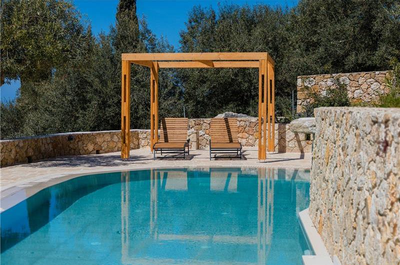 3 bedroom villa with pool & sea views, Makrades, sleeps 6