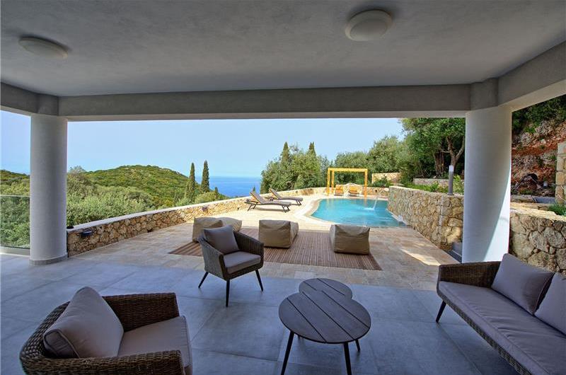 3 bedroom villa with pool & sea views, Makrades, sleeps 6