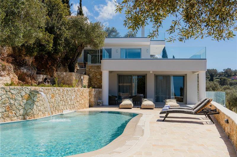 3 bedroom villa with pool & sea views, Makrades, sleeps 6