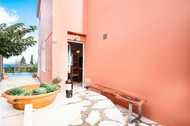 3 bedroom villa with pool & sea & mountain views, Episkepsi, sleeps 7