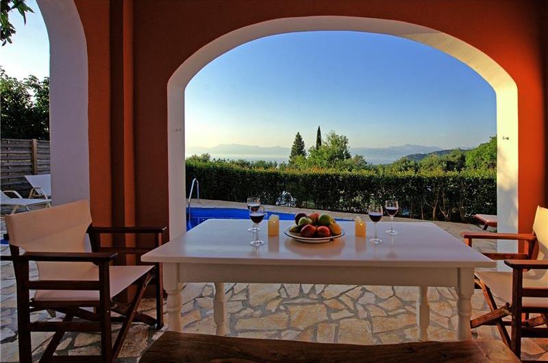 3 bedroom villa with pool & sea & mountain views, Episkepsi, sleeps 7