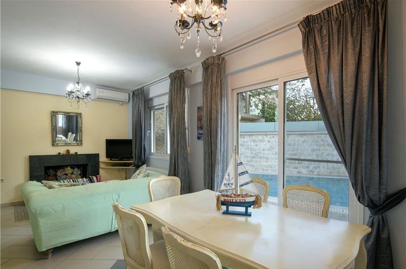 7 bedroom seaside villa with pool, Kassiopi, sleeps 13