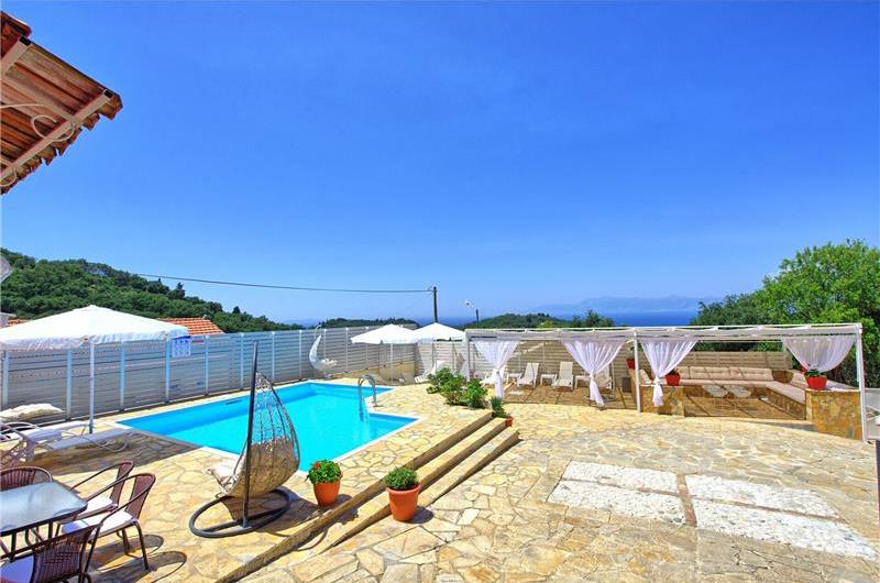 5 bedroom villa with pool & seaview, Perithia, sleeps 10
