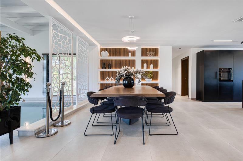 5 bedroom luxury seaside villa with indoor & outdoor pool, near Acharavi, sleeps 10