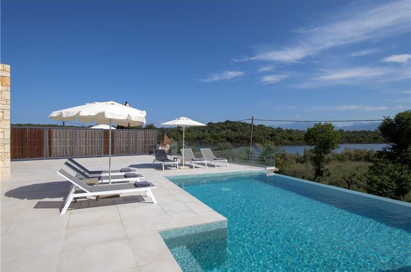 3 bedroom villa with pool & seaview, near Acharavi, sleeps 6