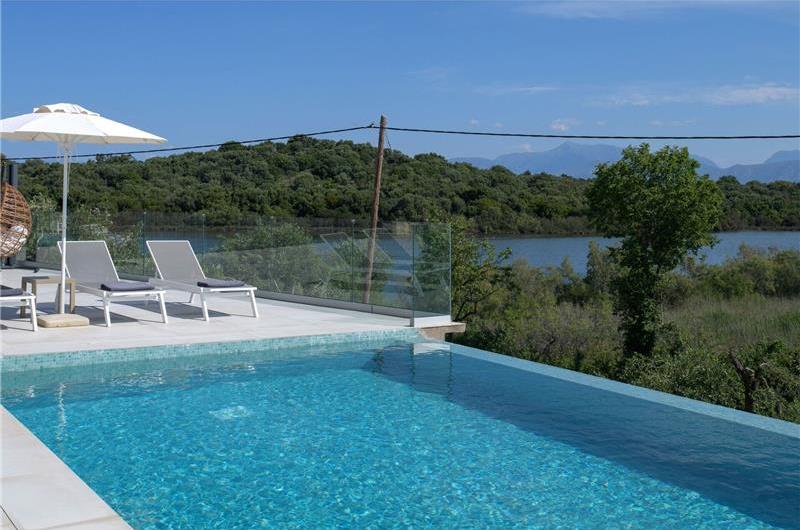 3 bedroom villa with pool & seaview, near Acharavi, sleeps 6