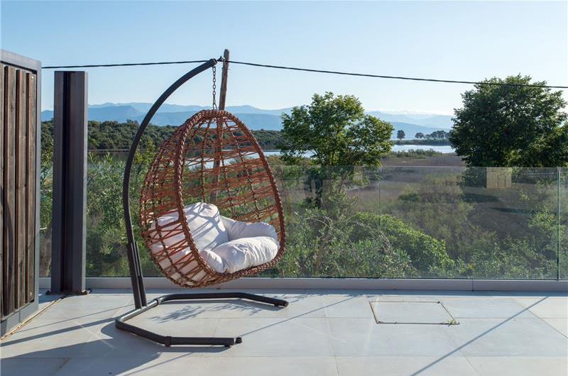 3 bedroom villa with pool & seaview, near Acharavi, sleeps 6