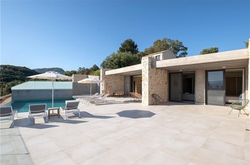 3 bedroom villa with pool & seaview, near Acharavi, sleeps 6