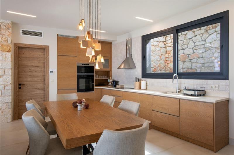 3 bedroom villa with pool & seaview, near Acharavi, sleeps 6