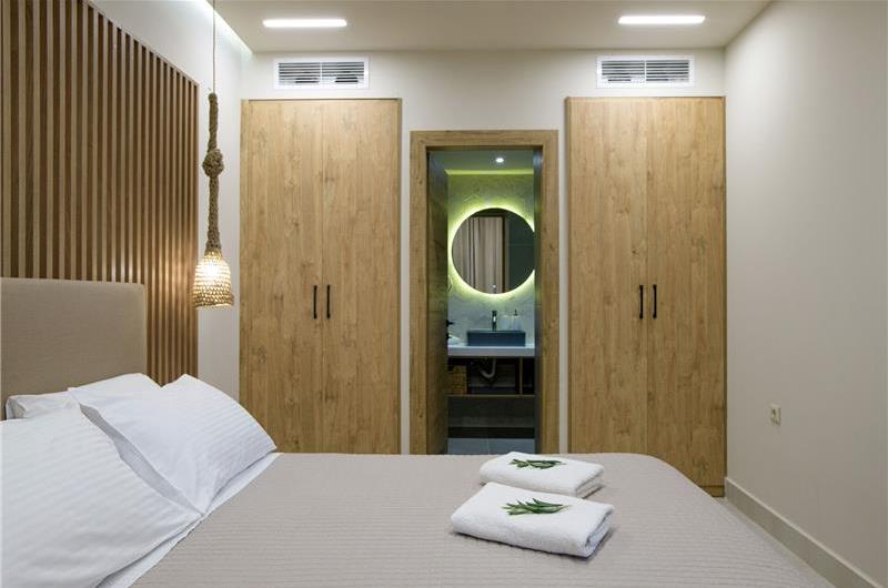 3 bedroom villa with pool & seaview, near Acharavi, sleeps 6