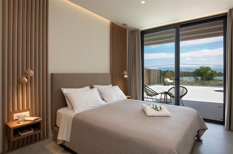 3 bedroom villa with pool & seaview, near Acharavi, sleeps 6