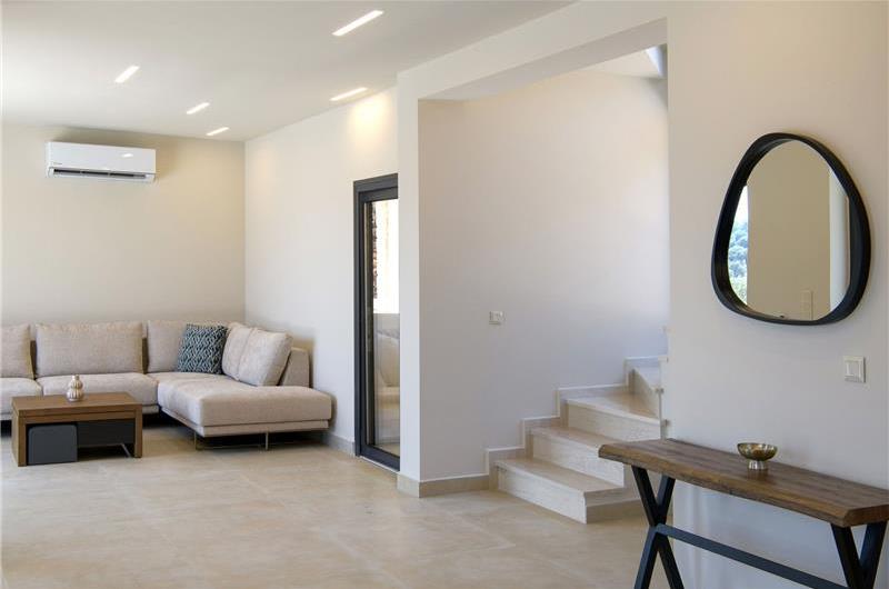  3 bedroom stone villa with pool & seaview, near Acharavi, sleeps 6