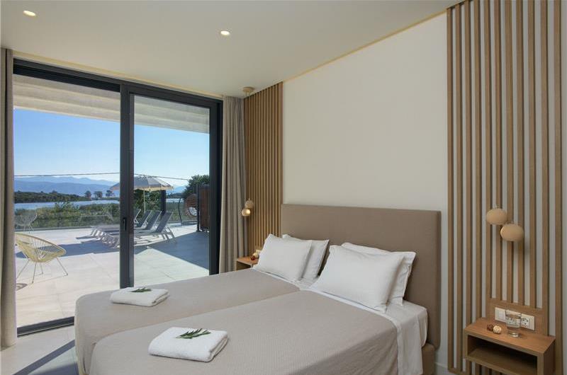 3 bedroom villa with pool & sea view, near Acharavi, sleeps 6