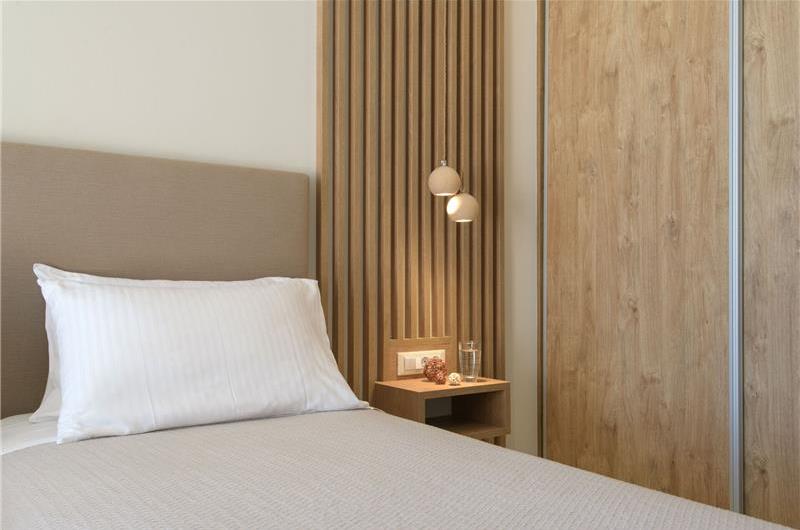 3 bedroom villa with pool & sea view, near Acharavi, sleeps 6