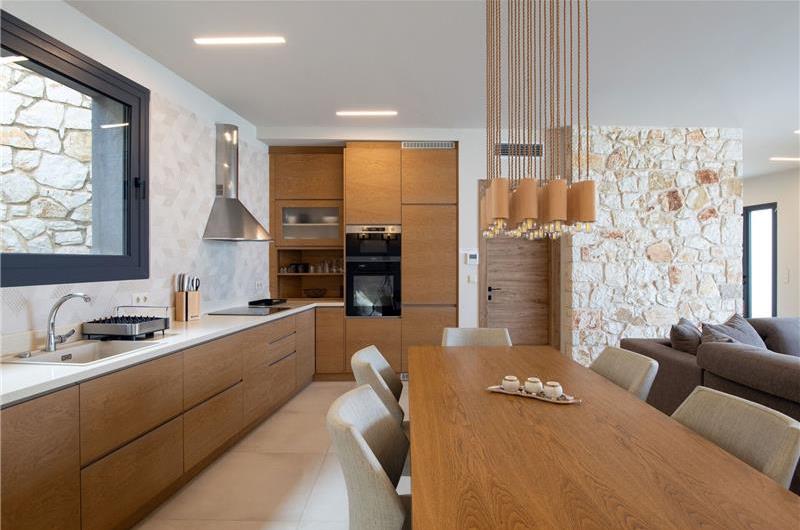 3 bedroom villa with pool & sea view, near Acharavi, sleeps 6