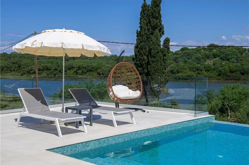 3 bedroom villa with pool & sea view, near Acharavi, sleeps 6