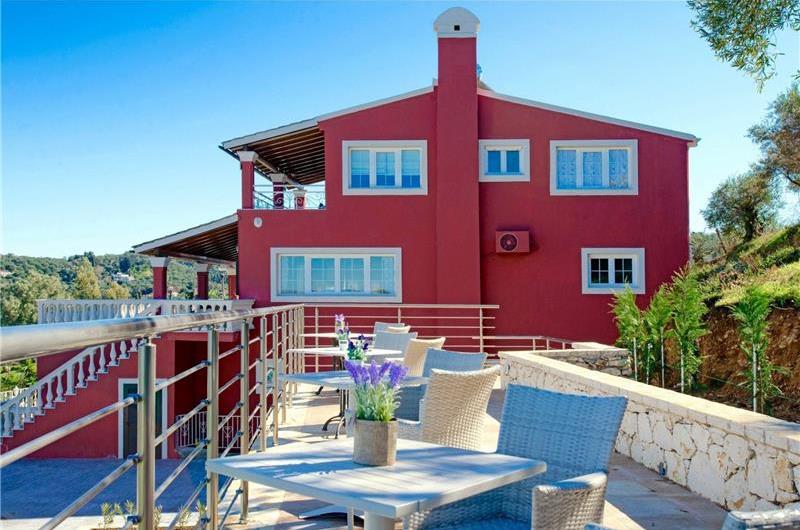 8 Bedroom villa with pool & seaview, near Acharavi, sleeps 16-18