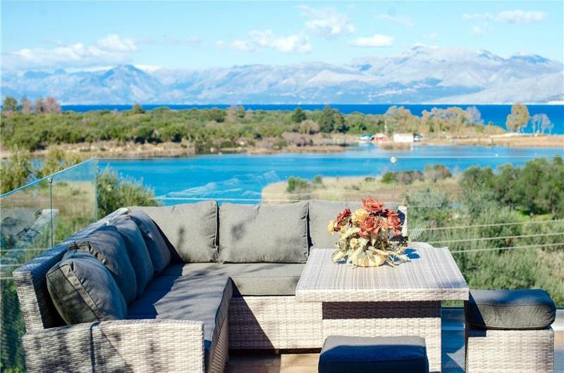 8 Bedroom villa with pool & seaview, near Acharavi, sleeps 16-18