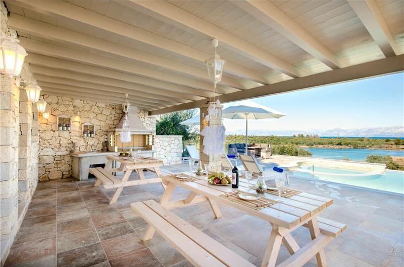 8 Bedroom villa with pool & seaview, near Acharavi, sleeps 16-18