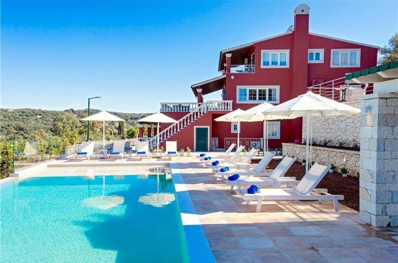 8 Bedroom villa with pool & seaview, near Acharavi, sleeps 16-18