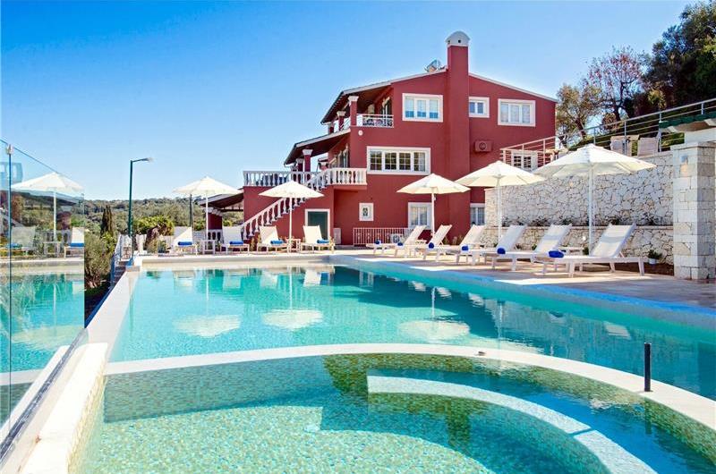 8 Bedroom villa with pool & seaview, near Acharavi, sleeps 16-18