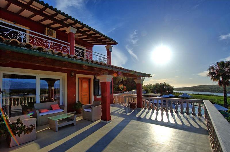 8 Bedroom villa with pool & seaview, near Acharavi, sleeps 16-18