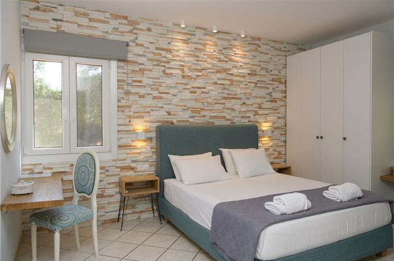 7 bedroom seafront luxury villa with pool & jacuzzi, near Acharavi, sleeps 14-15