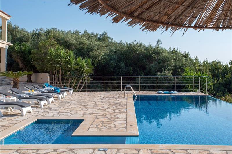 7 bedroom seafront luxury villa with pool & jacuzzi, near Acharavi, sleeps 14-15